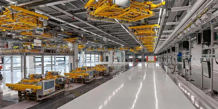 Costruzione modulare di sale pulite per la produzione automobilistica: riduzione dei tempi di fermo e del rischio di contaminazione sul piano di produzione