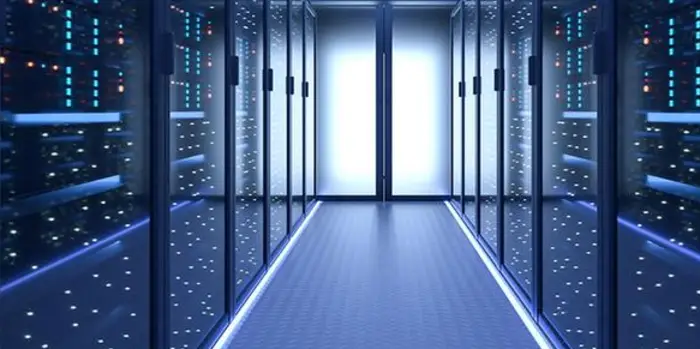 Pareti di partizione e sistemi di pannelli modulari per data center: ambienti controllati per l'infrastruttura server di nuova generazione